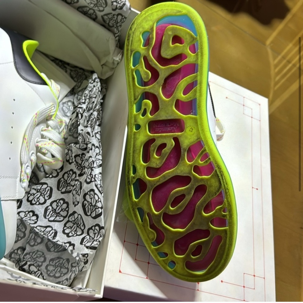 Alexander McQueen Transparent Pop Color Sole Sneakers - Picture 3 of 5